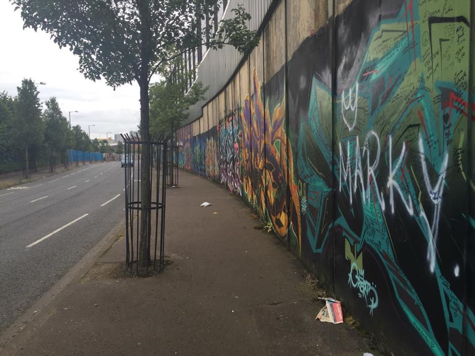 mur
